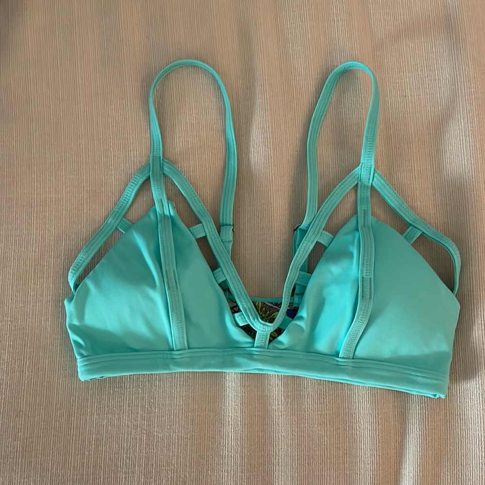MAAJI bikini top Size Medium